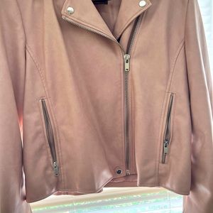 Bagatelle cropped faux leather Moto jacket in pink. Size XL NWT